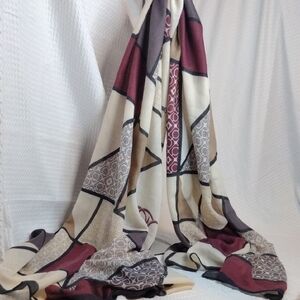 Arianna By Howard's Elegant Burgundy and Cream Scarf